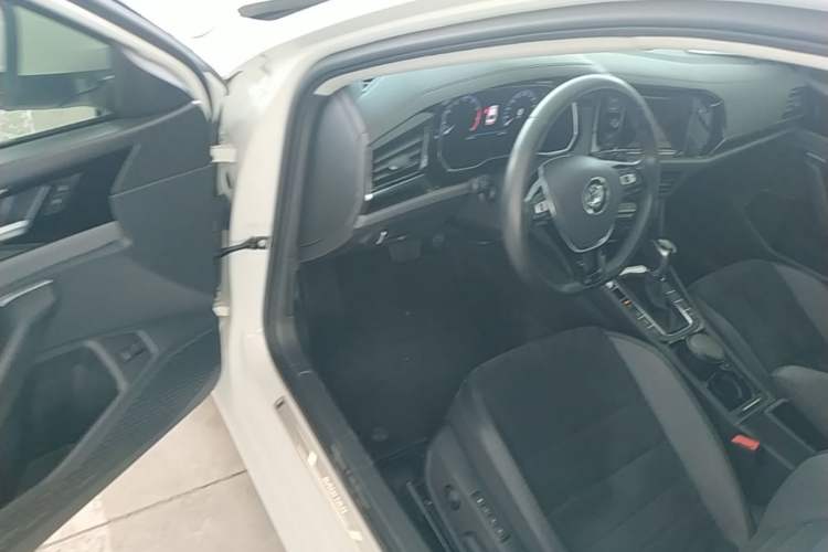 Used Volkswagen Sagitar 2019 280TSI DSG Luxury Version China VI Standard Driver Seat