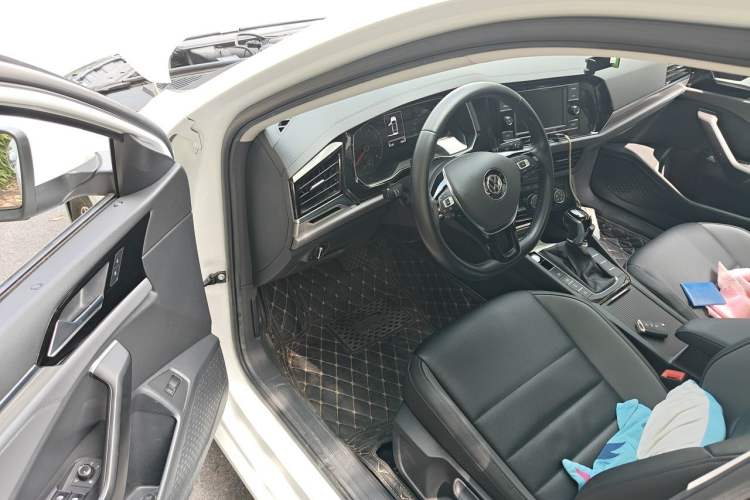 Used Volkswagen Sagitar 2019 280TSI DSG Comfort Version China VI Standard Driver Seat