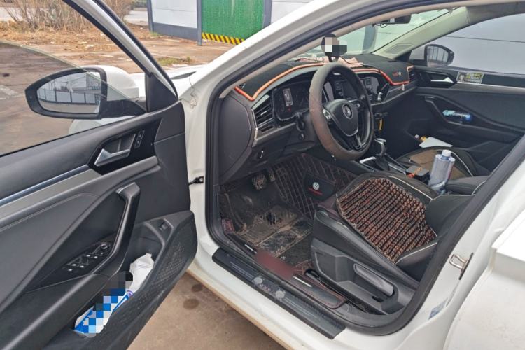 Used Volkswagen Sagitar 2019 200TSI DSG Comfort Version China VI Standard Driver Seat