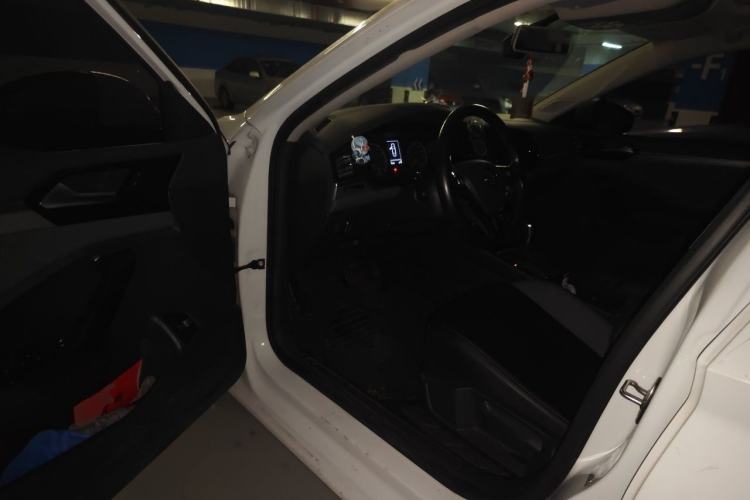 Used Volkswagen Sagitar 2019 280TSI DSG Comfort Version China VI Standard Driver Seat