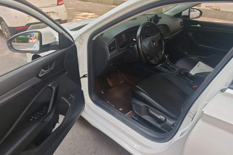 Used Volkswagen Sagitar 2019 200TSI DSG Fashion Edition China VI Standard Driver Seat