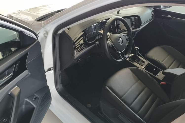 Used Volkswagen Sagitar 2019 280TSI DSG Comfort Version China VI Standard Driver Seat