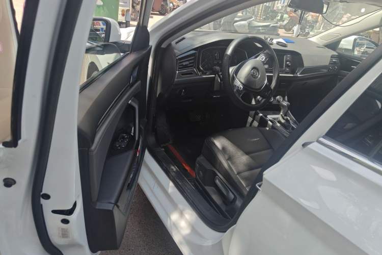 Used Volkswagen Sagitar 2019 280TSI DSG Comfort Version China VI Standard Driver Seat