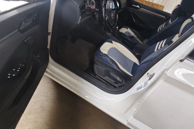 Used Volkswagen Sagitar 2019 280TSI DSG Comfort Version China VI Standard Driver Seat