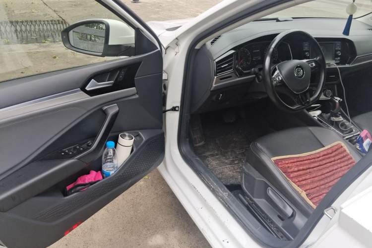 Used Volkswagen Sagitar 2019 200TSI DSG Comfort Version China VI Standard Driver Seat
