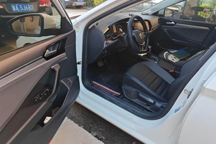 Used Volkswagen Sagitar 2019 200TSI DSG Comfort Version China VI Standard Driver Seat