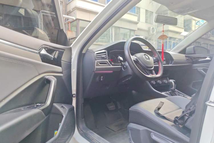 Used Volkswagen Sagitar 2019 280TSI DSG Comfort Version China VI Standard Driver Seat