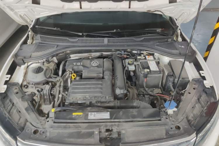 Used Volkswagen Sagitar 2019 280TSI DSG Comfort Version China VI Standard Engine Bay