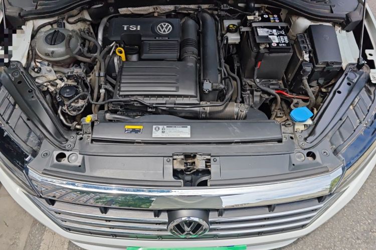 Used Volkswagen Sagitar 2019 200TSI DSG Comfort Version China VI Standard Engine Bay