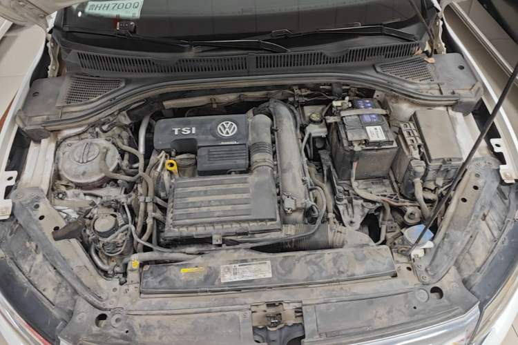 Used Volkswagen Sagitar 2019 280TSI DSG Comfort Version China VI Standard Engine Bay