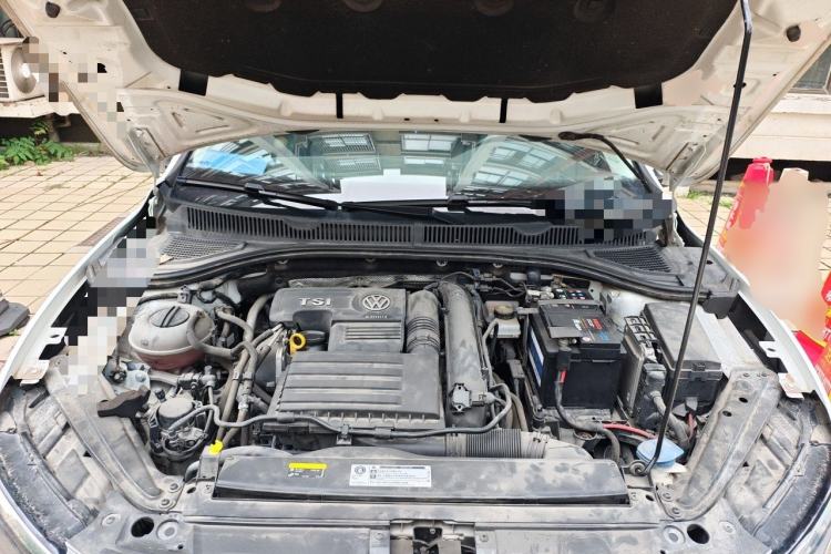 Used Volkswagen Sagitar 2019 280TSI DSG Comfort Version China VI Standard Engine Bay