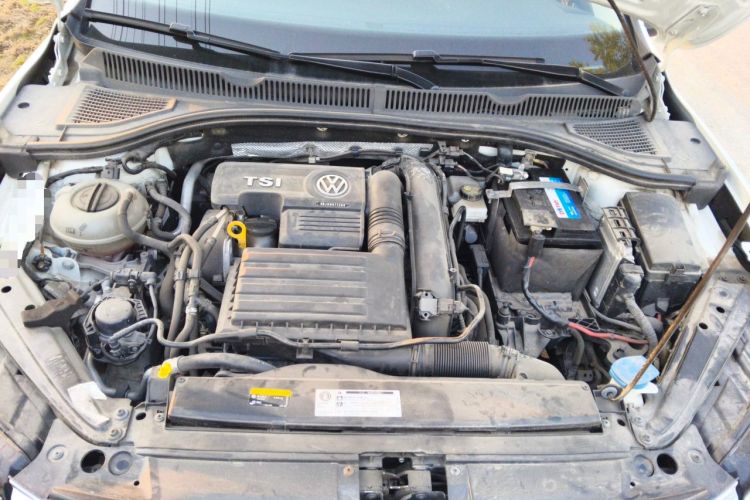 Used Volkswagen Sagitar 2019 280TSI DSG Comfort Version China VI Standard Engine Bay