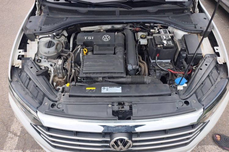 Used Volkswagen Sagitar 2019 200TSI DSG Comfort Version China V Standard Engine Bay