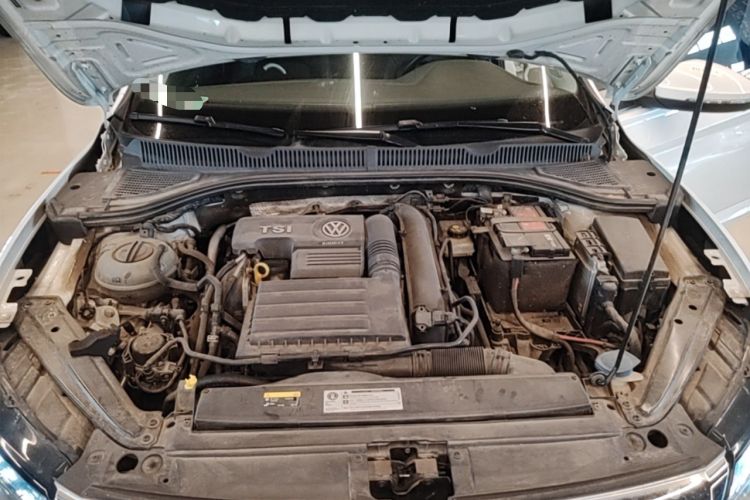 Used Volkswagen Sagitar 2019 280TSI DSG Comfort Version China VI Standard Engine Bay