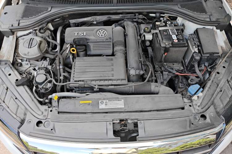 Used Volkswagen Sagitar 2019 280TSI DSG Comfort Version China VI Standard Engine Bay