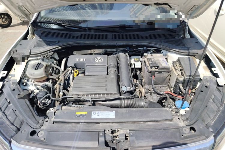 Used Volkswagen Sagitar 2019 200TSI DSG Comfort Version China VI Standard Engine Bay
