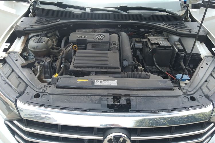 Used Volkswagen Sagitar 2019 280TSI DSG Comfort Version China V Standard Engine Bay