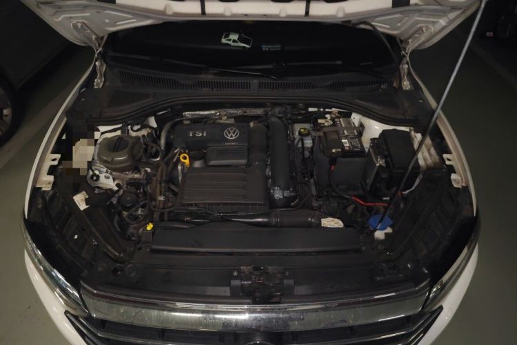 Used Volkswagen Sagitar 2019 280TSI DSG Comfort Version China VI Standard Engine Bay