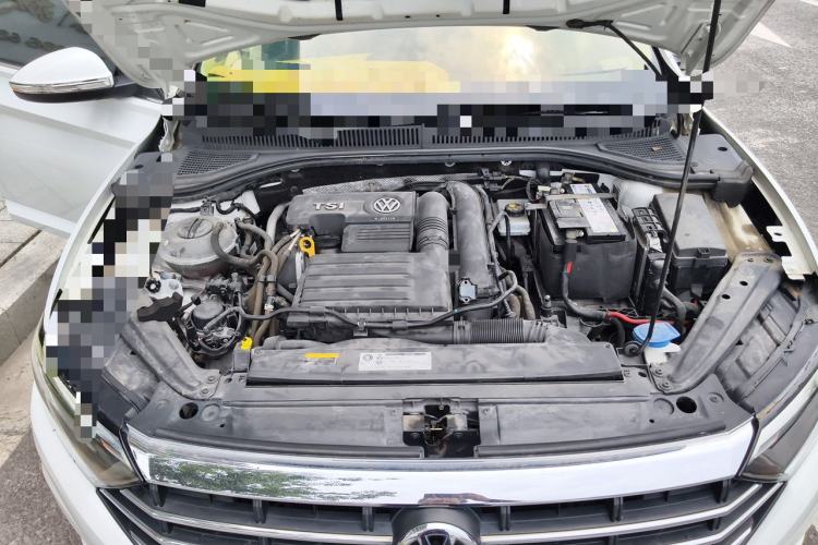 Used Volkswagen Sagitar 2019 200TSI DSG Comfort Version China VI Standard Engine Bay