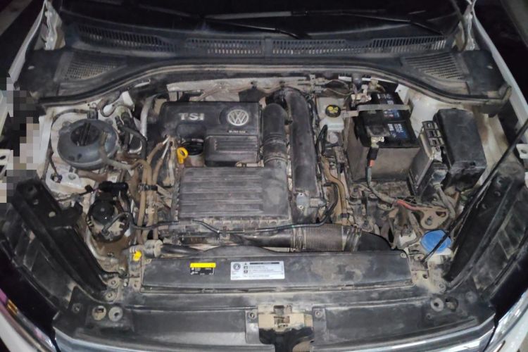 Used Volkswagen Sagitar 2019 200TSI DSG Comfort Version China VI Standard Engine Bay