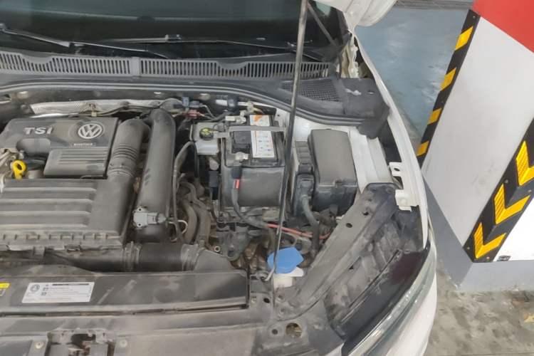 Used Volkswagen Sagitar 2019 280TSI DSG Comfort Version China VI Standard Engine Bay Left