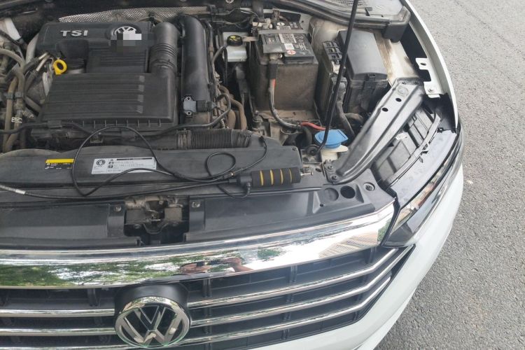 Used Volkswagen Sagitar 2019 280TSI DSG Comfort Version China VI Standard Engine Bay Left