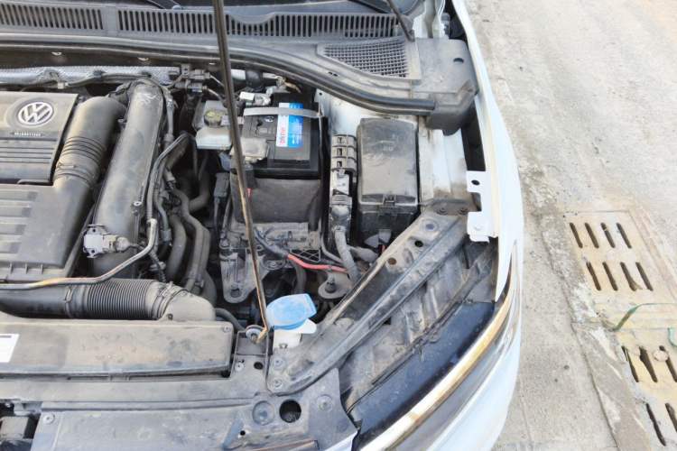 Used Volkswagen Sagitar 2019 280TSI DSG Comfort Version China VI Standard Engine Bay Left