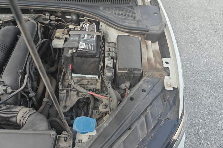 Used Volkswagen Sagitar 2019 280TSI DSG Comfort Version China VI Standard Engine Bay Left