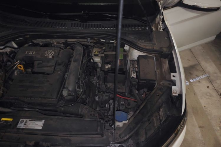Used Volkswagen Sagitar 2019 280TSI DSG Comfort Version China VI Standard Engine Bay Left