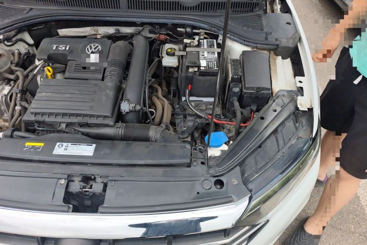 Used Volkswagen Sagitar 2019 200TSI DSG Comfort Version China V Standard Engine Bay Left
