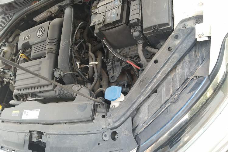 Used Volkswagen Sagitar 2019 280TSI DSG Comfort Version China V Standard Engine Bay Left