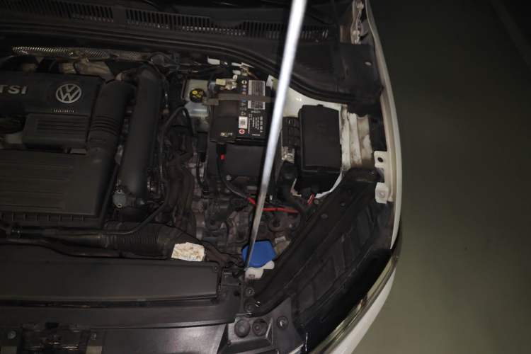 Used Volkswagen Sagitar 2019 280TSI DSG Comfort Version China VI Standard Engine Bay Left