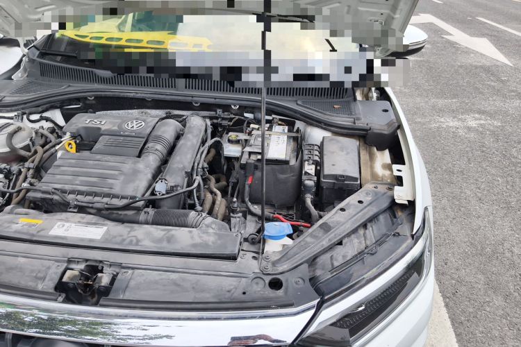 Used Volkswagen Sagitar 2019 200TSI DSG Comfort Version China VI Standard Engine Bay Left