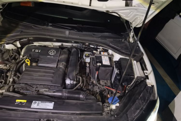 Used Volkswagen Sagitar 2019 280TSI DSG Comfort Version China VI Standard Engine Bay Left