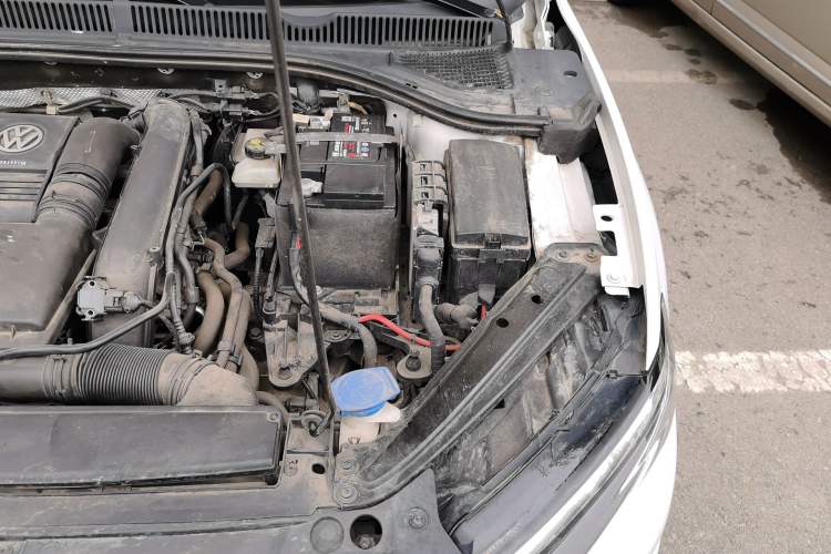 Used Volkswagen Sagitar 2019 200TSI DSG Comfort Version China VI Standard Engine Bay Left