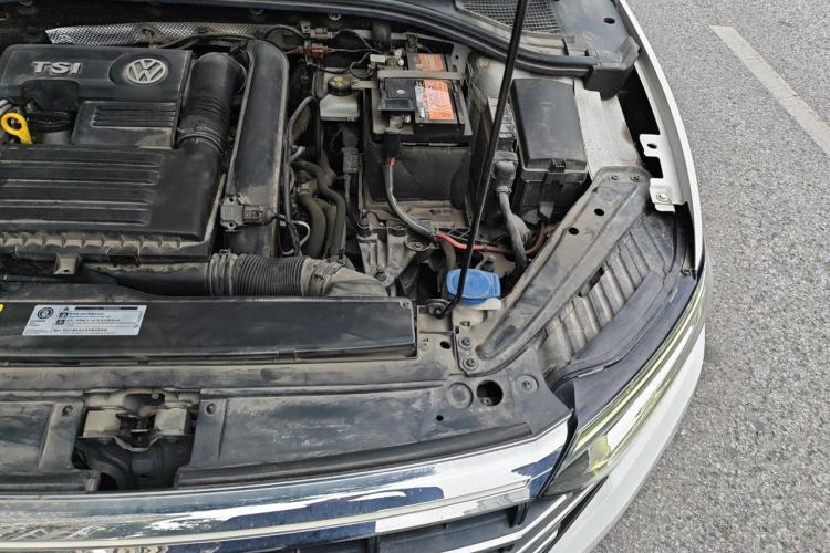 Used Volkswagen Sagitar 2019 280TSI DSG Flagship Model China V Standard Engine Bay Left