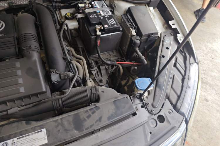 Used Volkswagen Sagitar 2019 280TSI DSG Comfort Version China VI Standard Engine Bay Left