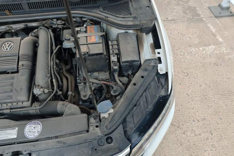 Used Volkswagen Sagitar 2019 280TSI DSG Comfort Version China VI Standard Engine Bay Left