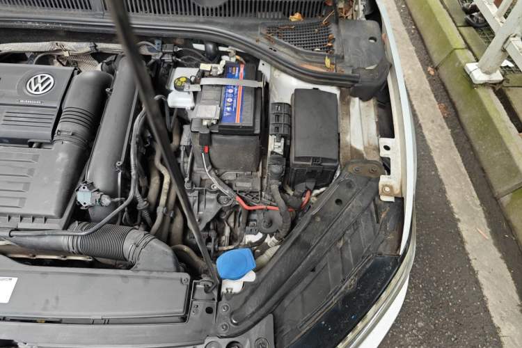 Used Volkswagen Sagitar 2019 280TSI DSG Comfort Version China VI Standard Engine Bay Left