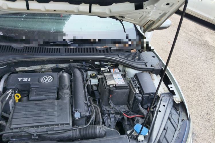 Used Volkswagen Sagitar 2019 280TSI DSG Luxury Version China VI Standard Engine Bay Left