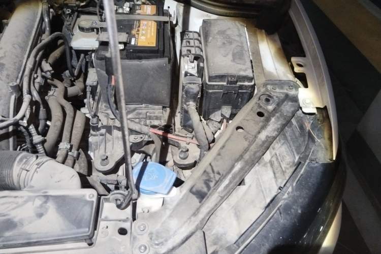 Used Volkswagen Sagitar 2019 280TSI DSG Comfort Version China VI Standard Engine Bay Left