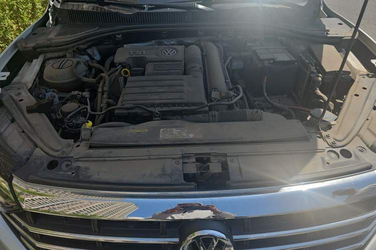 Used Volkswagen Sagitar 2019 280TSI DSG Comfort Version China VI Standard Engine Bay
