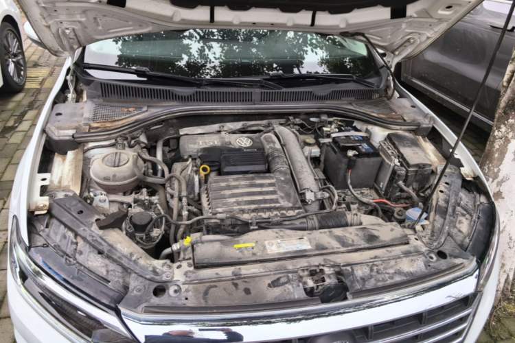 Used Volkswagen Sagitar 2019 200TSI DSG Comfort Version China VI Standard Engine Bay
