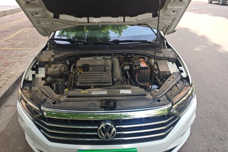 Used Volkswagen Sagitar 2019 200TSI DSG Fashion Edition China VI Standard Engine Bay