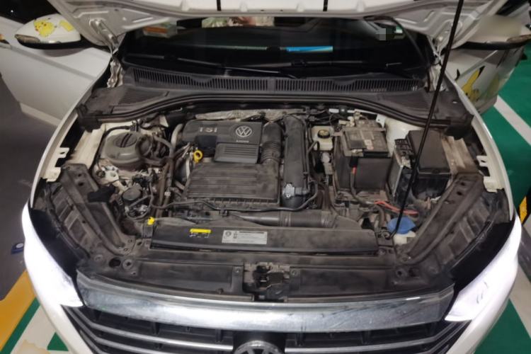 Used Volkswagen Sagitar 2019 280TSI DSG Comfort Version China VI Standard Engine Bay