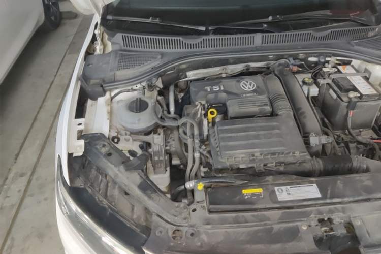 Used Volkswagen Sagitar 2019 280TSI DSG Comfort Version China VI Standard Engine Bay Right