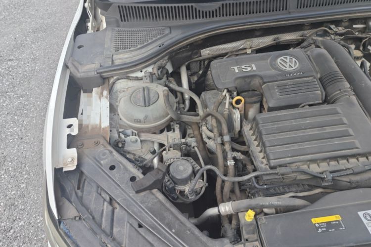 Used Volkswagen Sagitar 2019 280TSI DSG Comfort Version China VI Standard Engine Bay Right