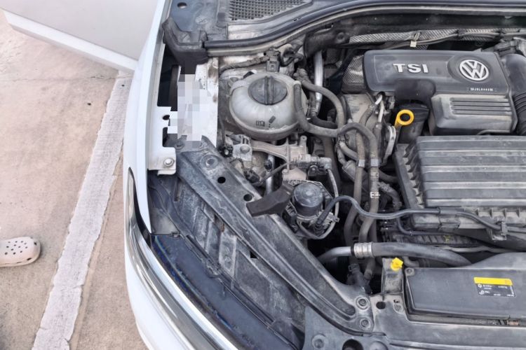 Used Volkswagen Sagitar 2019 280TSI DSG Luxury Version China VI Standard Engine Bay Right