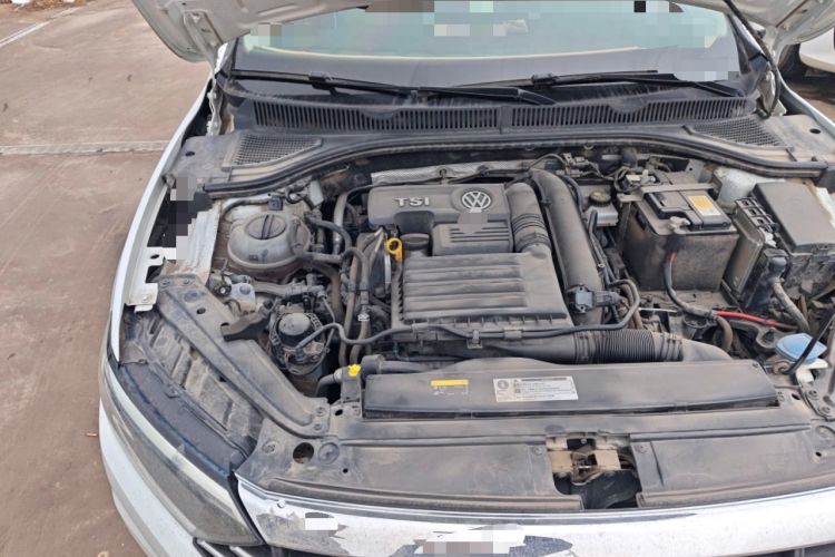 Used Volkswagen Sagitar 2019 200TSI DSG Comfort Version China VI Standard Engine Bay Right