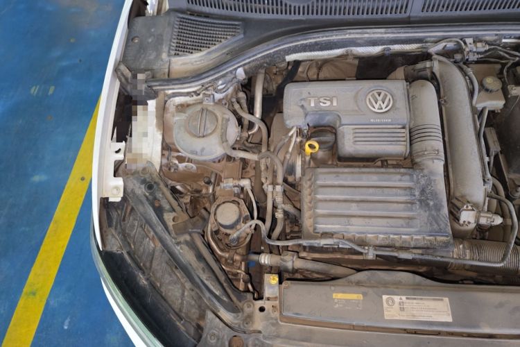 Used Volkswagen Sagitar 2019 200TSI DSG Comfort Version China VI Standard Engine Bay Right